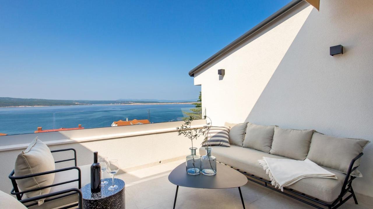 Apartments Villa Frankola With Swimming Pool 茨里克韦尼察 外观 照片