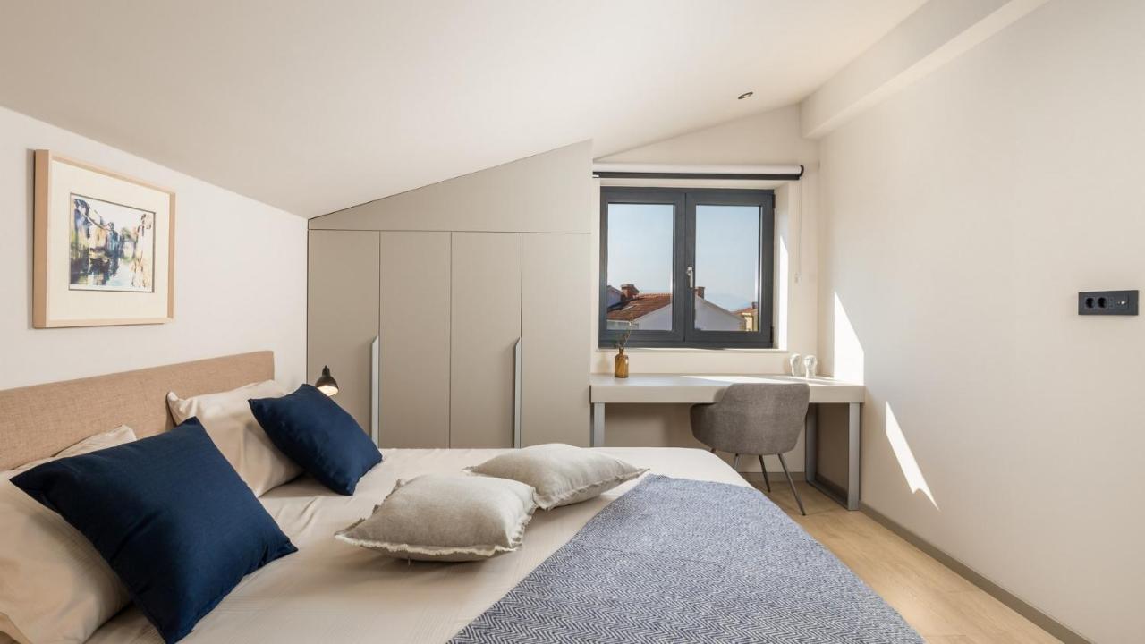 Apartments Villa Frankola With Swimming Pool 茨里克韦尼察 外观 照片