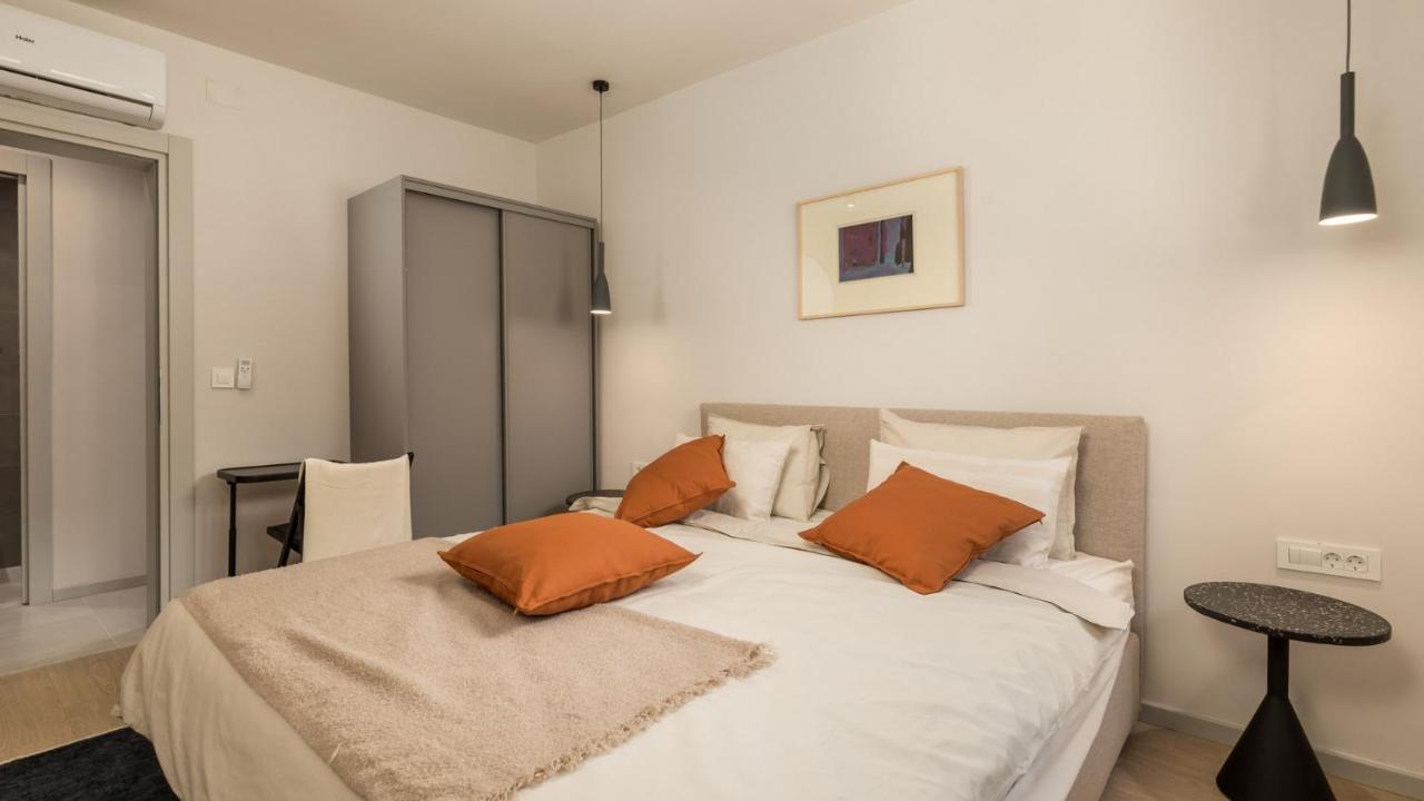 Apartments Villa Frankola With Swimming Pool 茨里克韦尼察 外观 照片