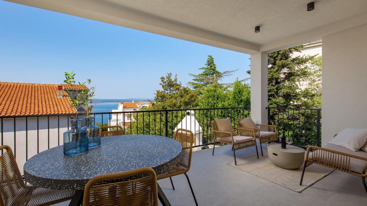 Apartments Villa Frankola With Swimming Pool 茨里克韦尼察 外观 照片
